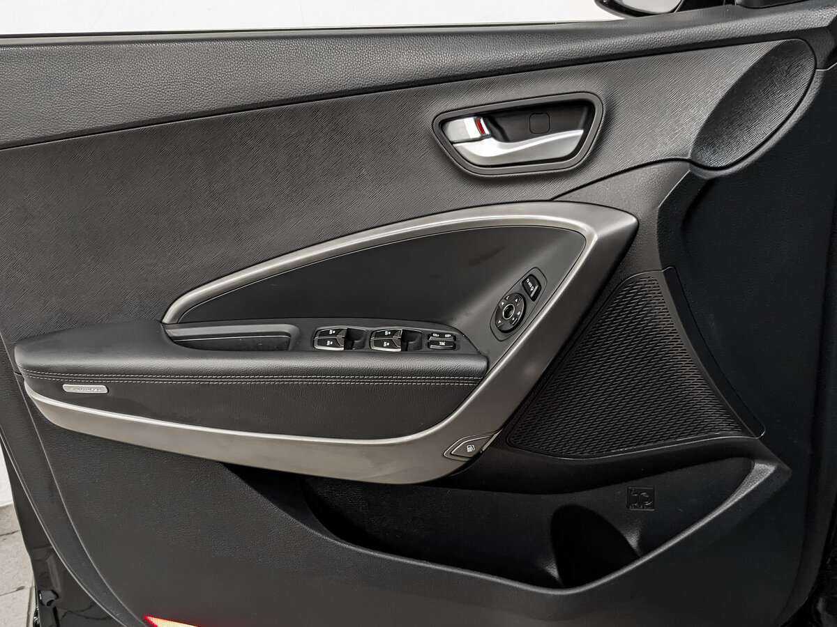 Купить Hyundai Santa Fe с пробегом. Фото: #13