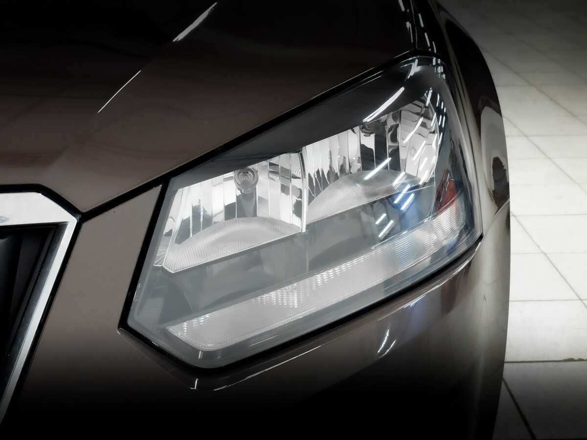 Купить Skoda Yeti с пробегом. Фото: #16