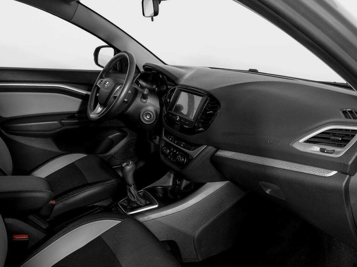 Купить Lada (ВАЗ) Vesta с пробегом. Фото: #8