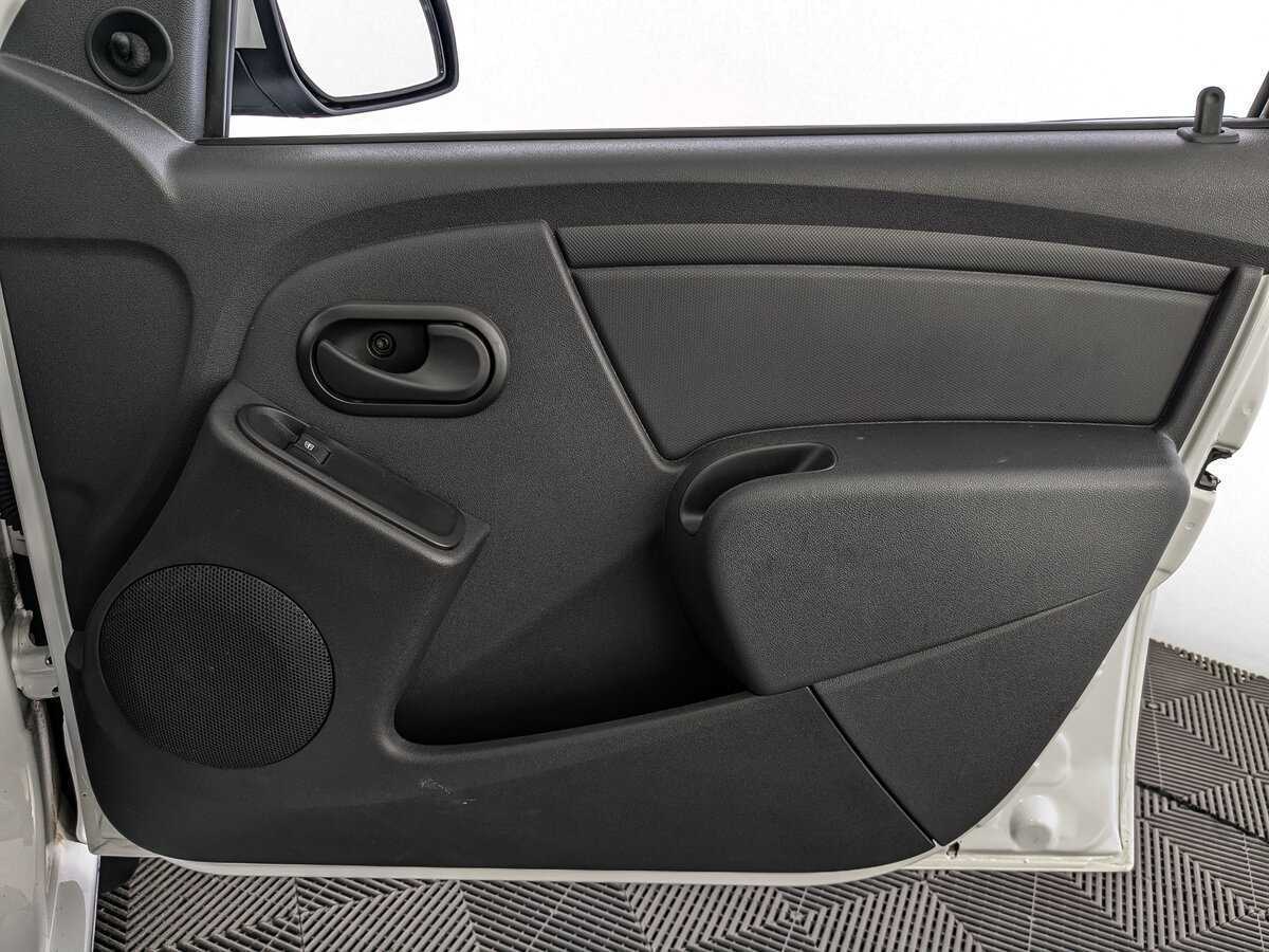 Купить Lada (ВАЗ) Largus с пробегом. Фото: #20