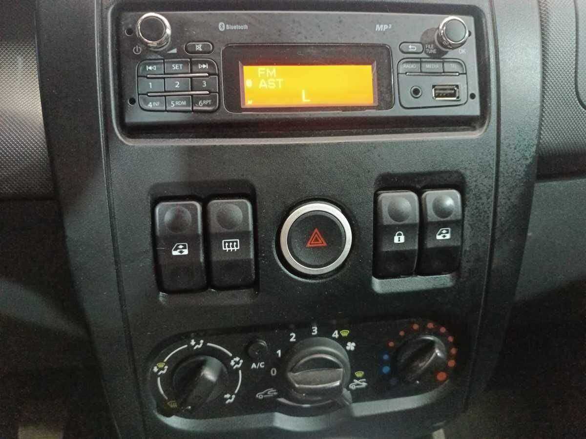 Купить Lada (ВАЗ) Largus с пробегом. Фото: #12