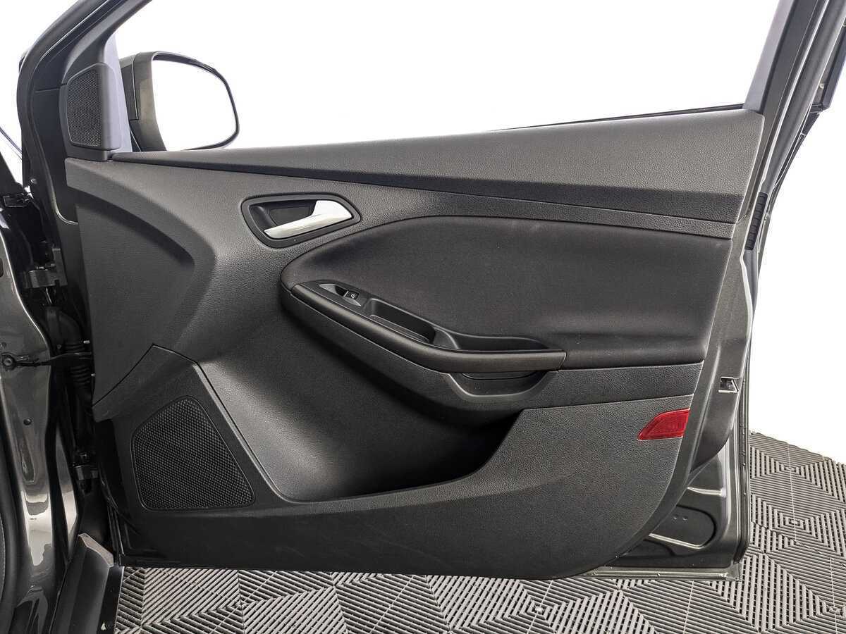 Купить Ford Focus с пробегом. Фото: #20