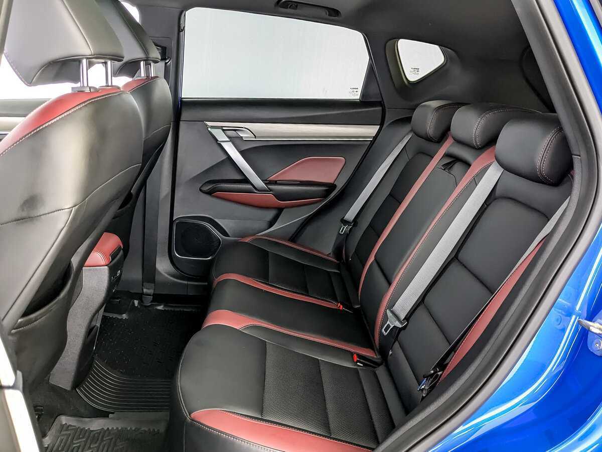 Купить Geely Coolray с пробегом. Фото: #11