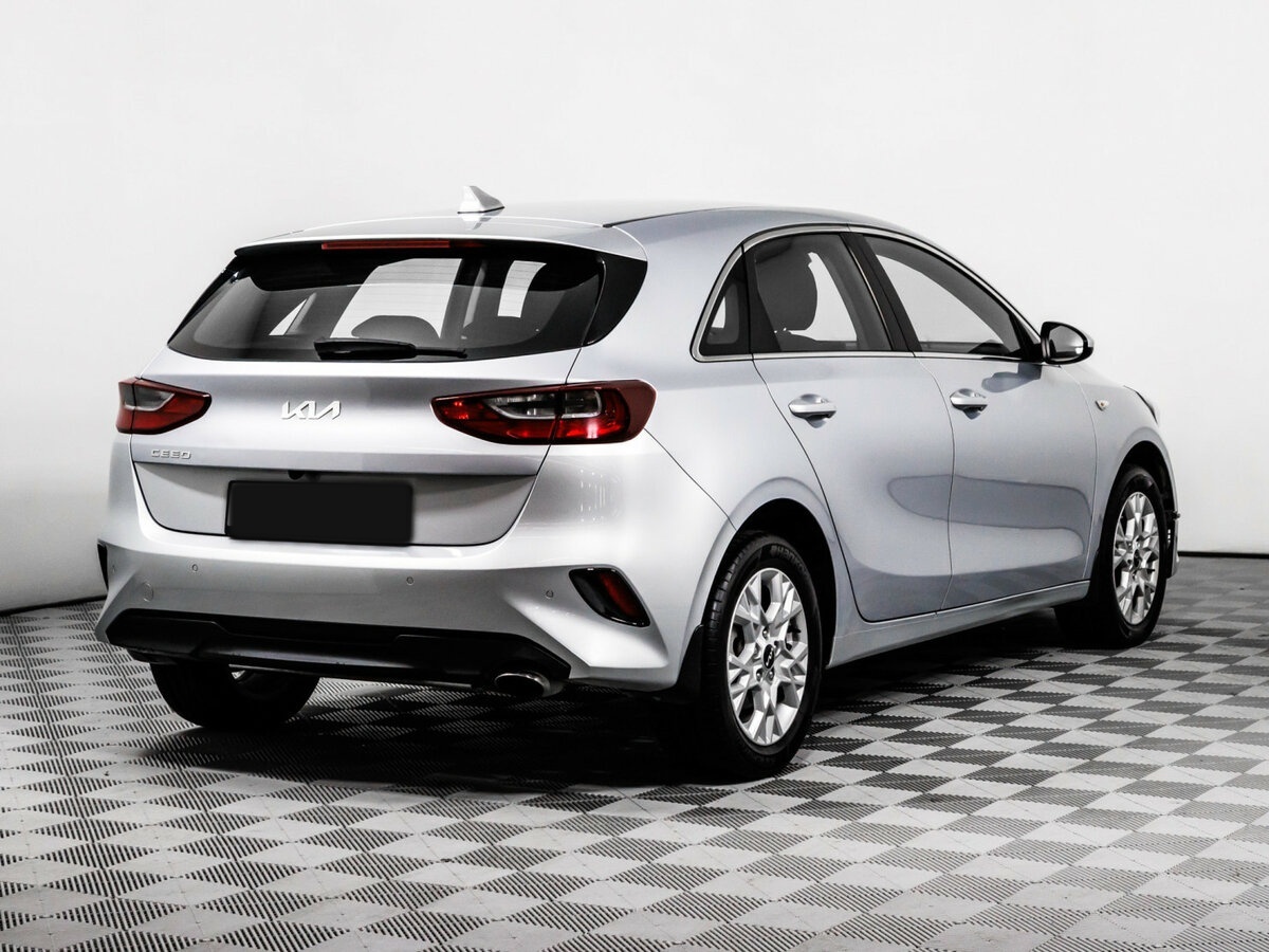 Купить Kia Ceed с пробегом. Фото: #4