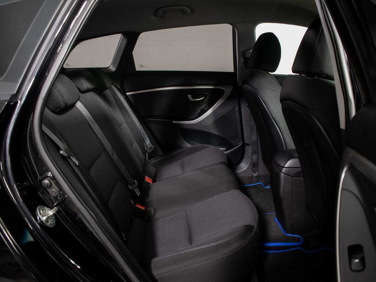 Купить Hyundai i30 с пробегом. Фото: #9