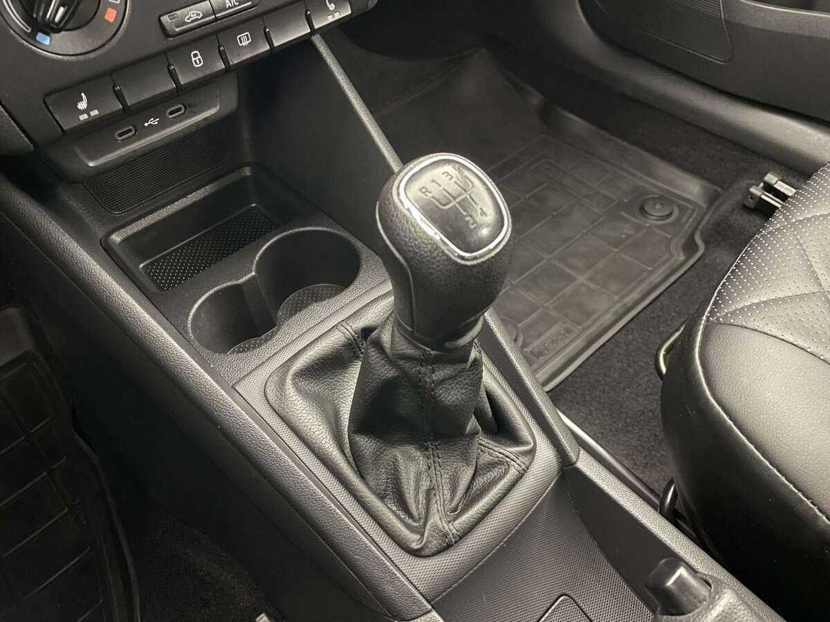 Купить Skoda Rapid с пробегом. Фото: #12