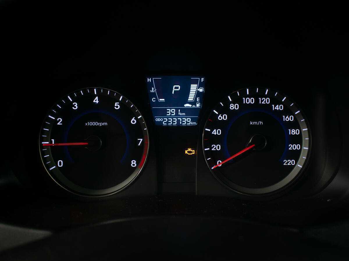 Купить Hyundai Solaris с пробегом. Фото: #10