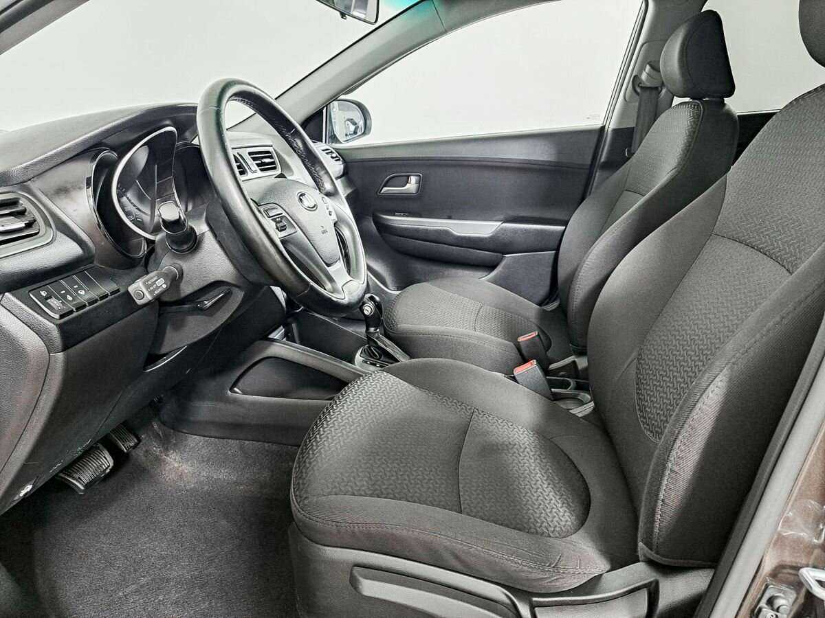 Купить Kia Rio с пробегом. Фото: #12
