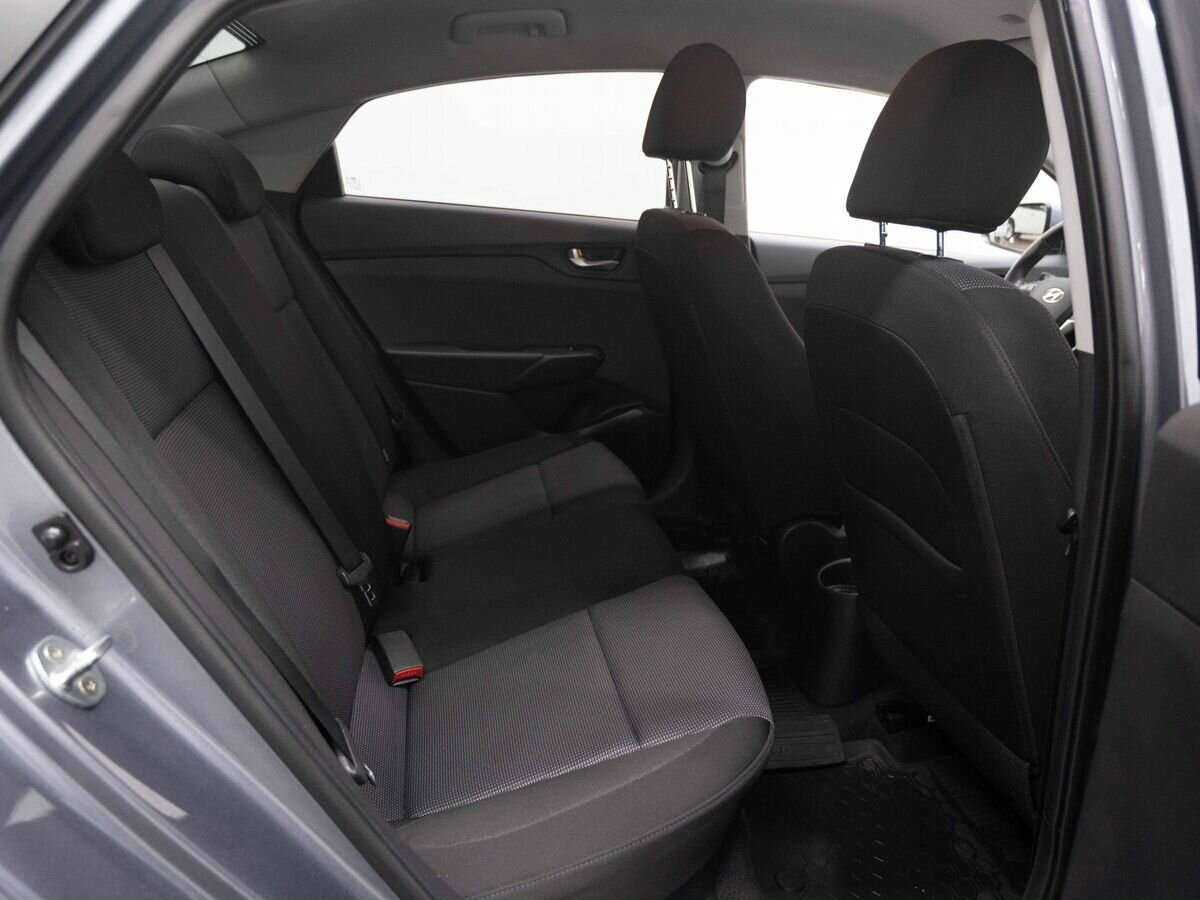 Купить Hyundai Solaris с пробегом. Фото: #8