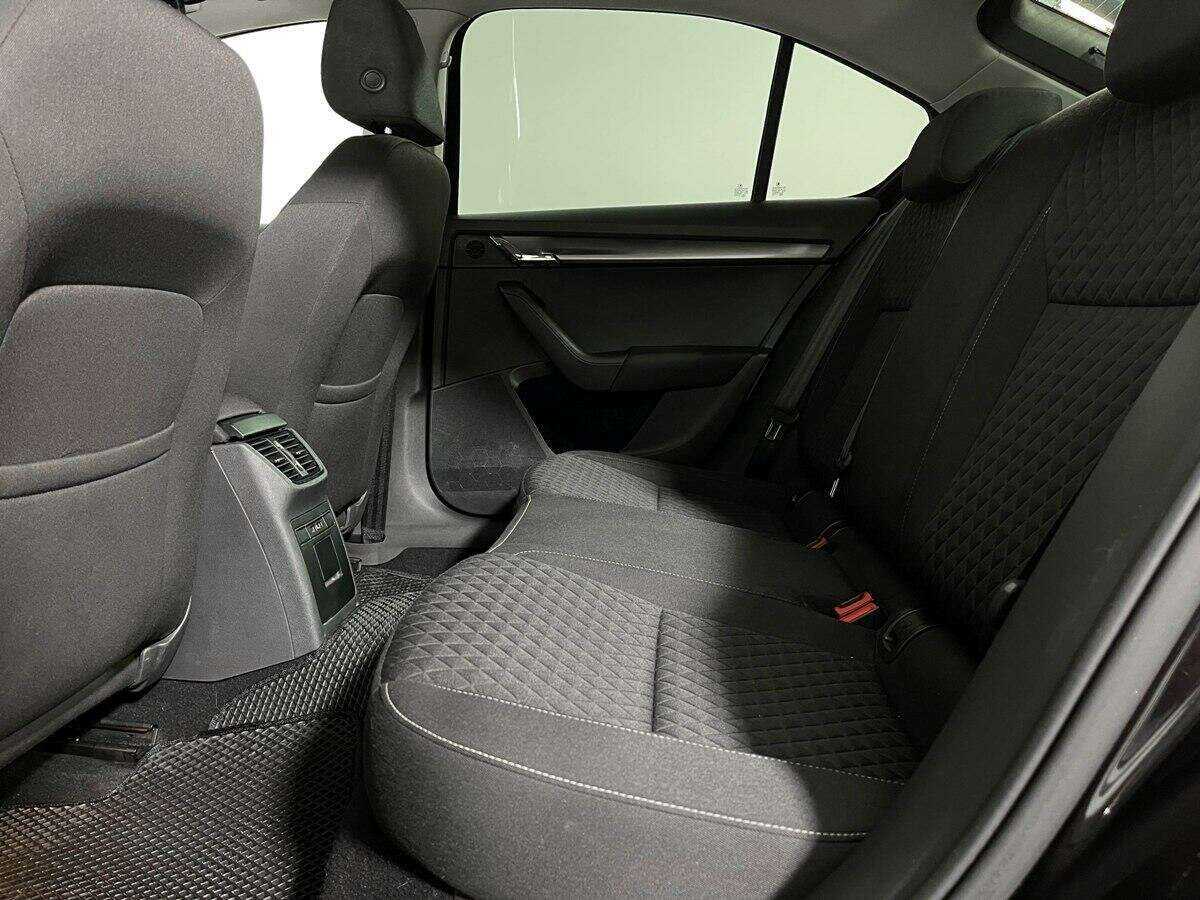 Купить Skoda Octavia с пробегом. Фото: #8