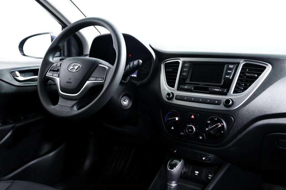 Купить Hyundai Solaris с пробегом. Фото: #8