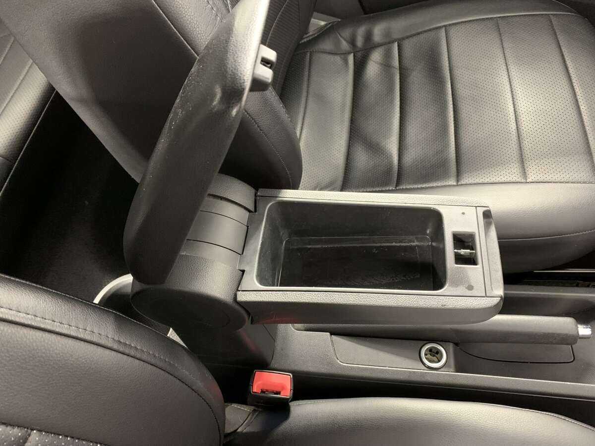 Купить Skoda Rapid с пробегом. Фото: #16