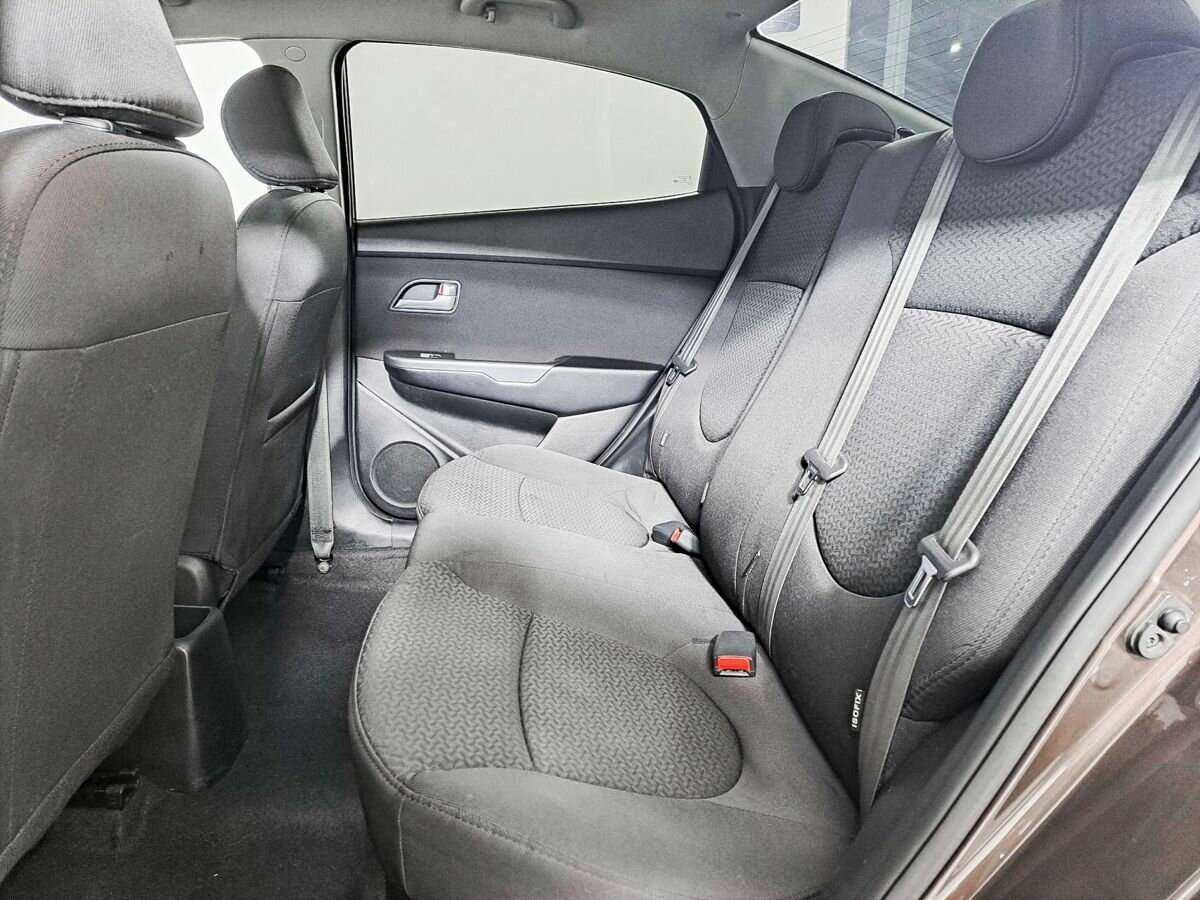 Купить Kia Rio с пробегом. Фото: #8