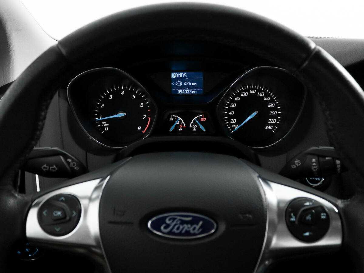 Купить Ford Focus с пробегом. Фото: #17