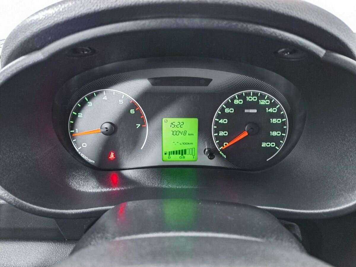 Купить Lada (ВАЗ) Granta с пробегом. Фото: #10