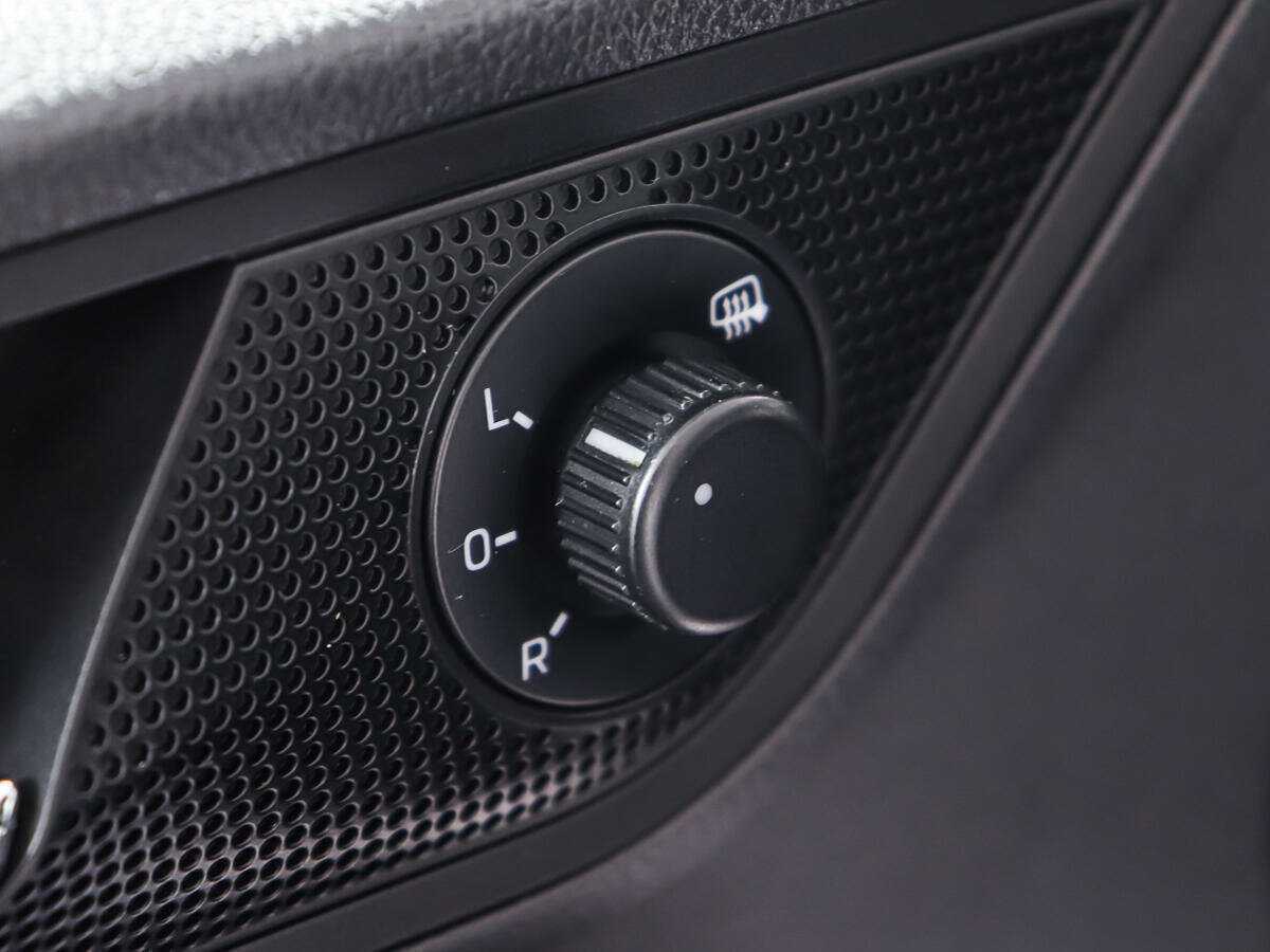 Купить Skoda Rapid с пробегом. Фото: #14