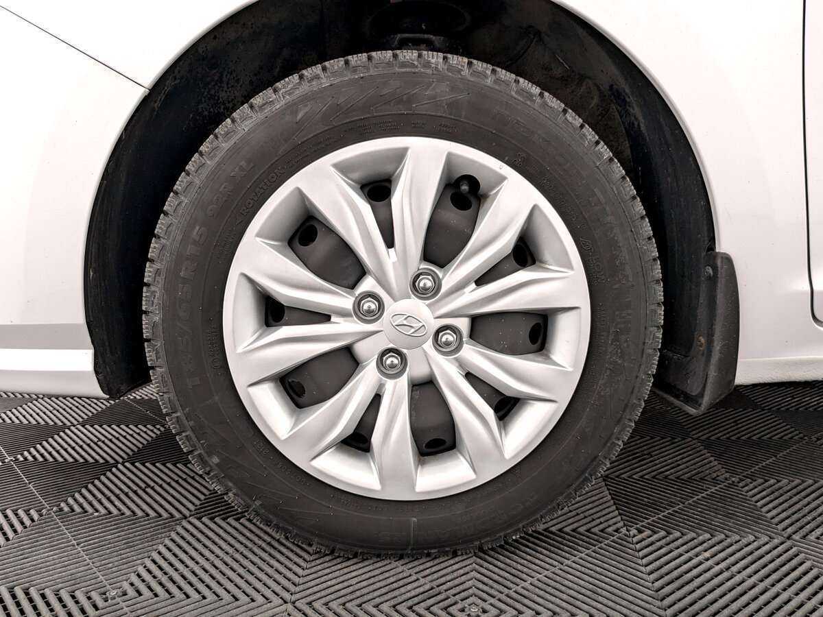 Купить Hyundai Solaris с пробегом. Фото: #14