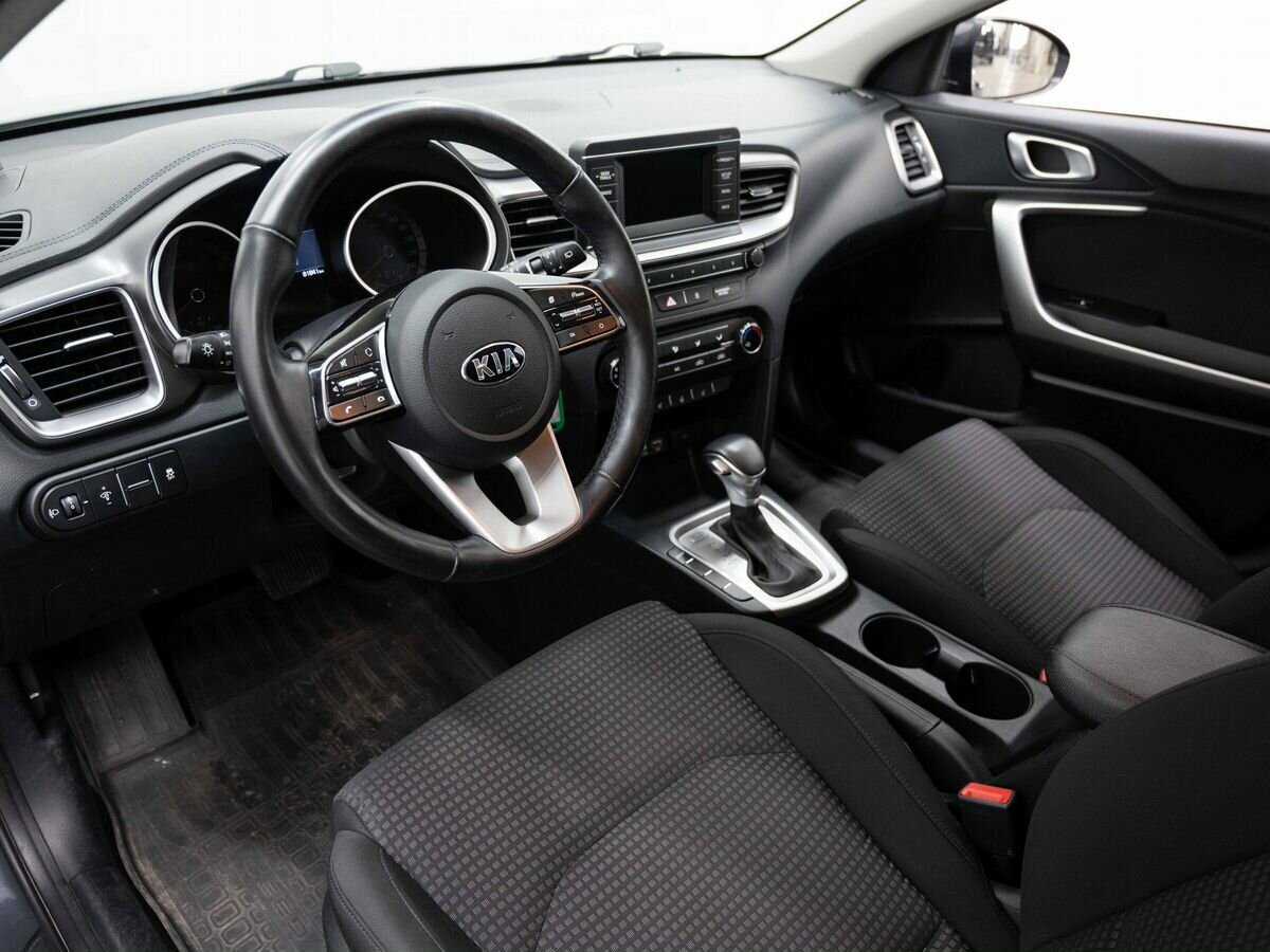 Купить Kia Ceed с пробегом. Фото: #6