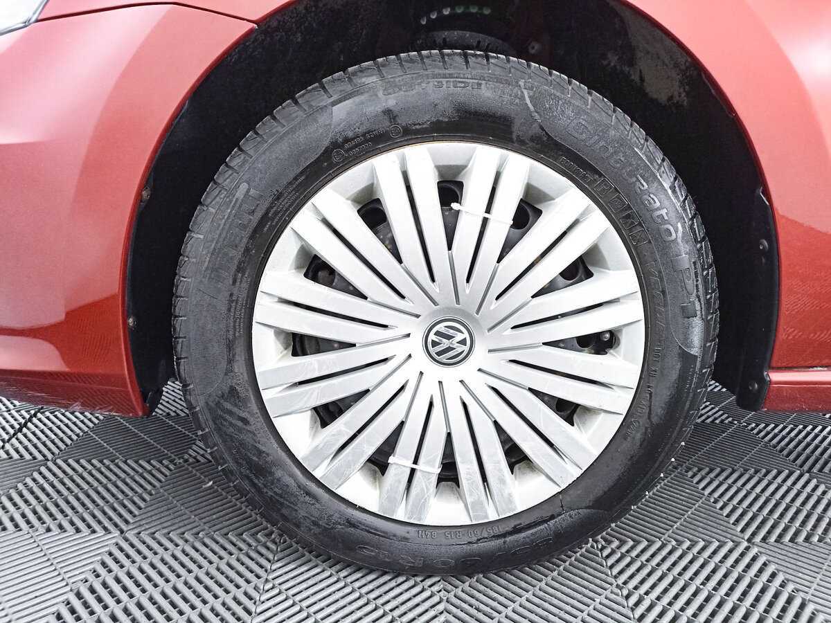 Купить Volkswagen Polo с пробегом. Фото: #17