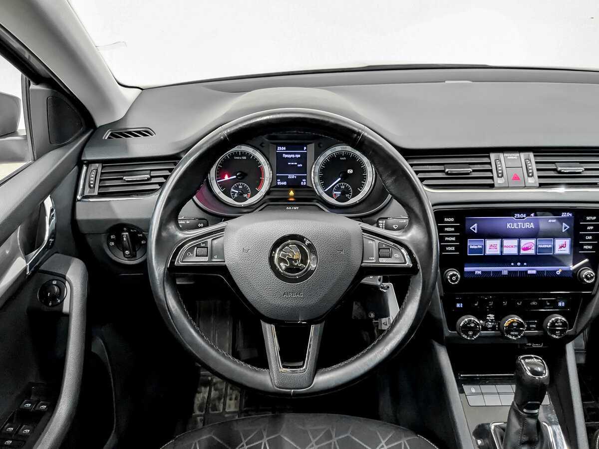 Купить Skoda Octavia с пробегом. Фото: #18