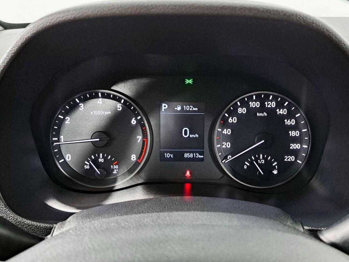 Купить Hyundai Solaris с пробегом. Фото: #10