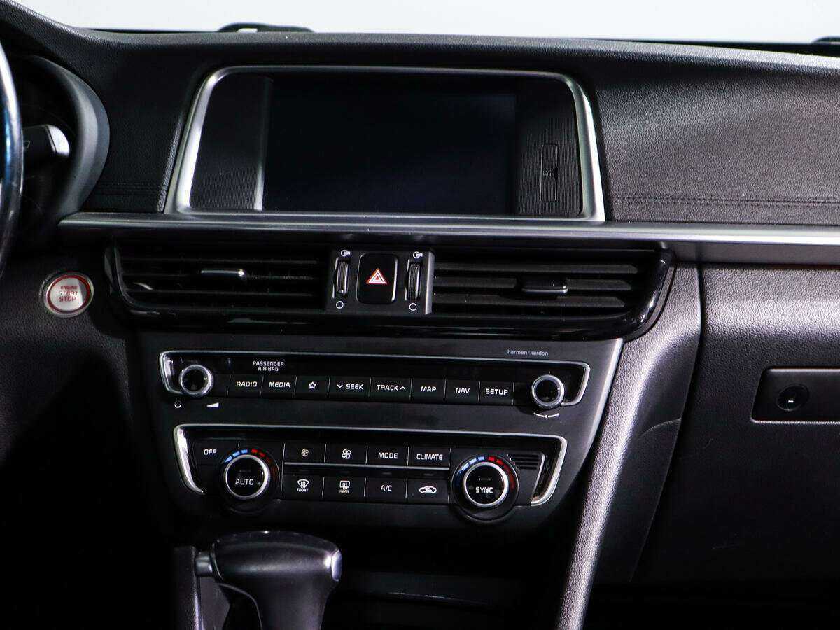Купить Kia Optima с пробегом. Фото: #9