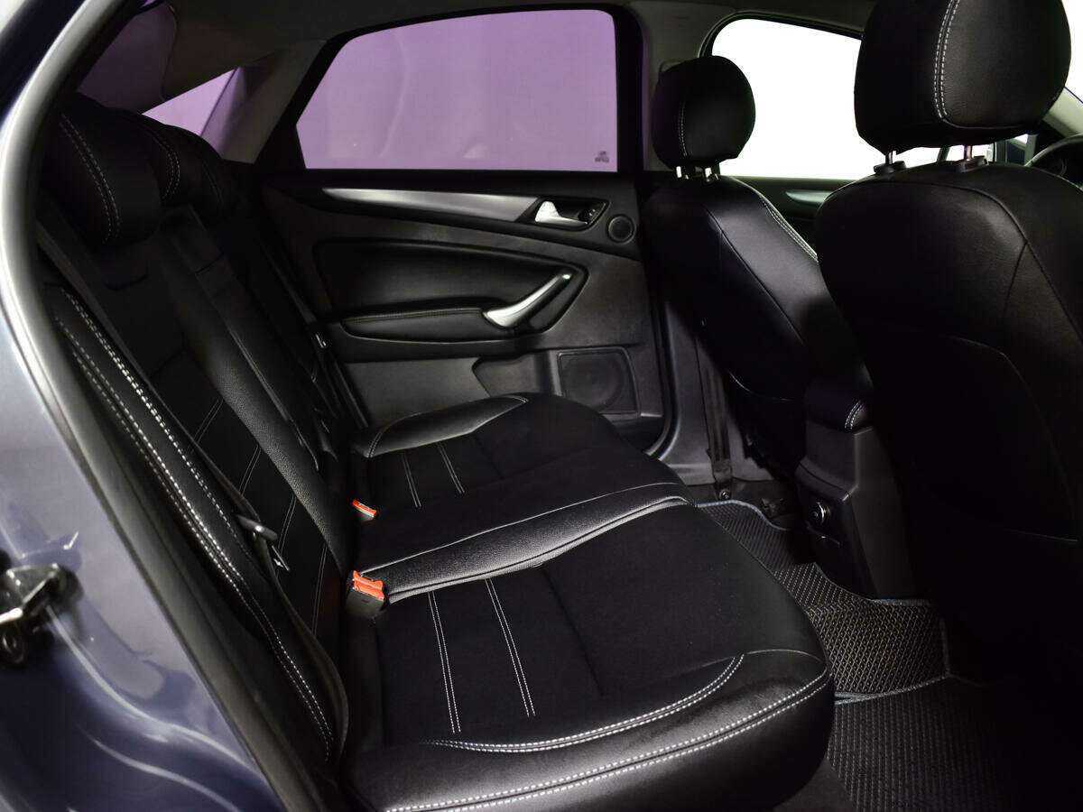 Купить Ford Mondeo с пробегом. Фото: #9