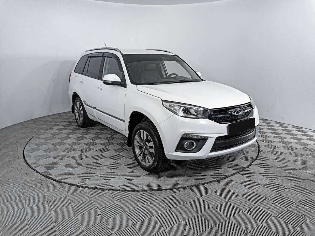 Купить Chery Tiggo 3 с пробегом. Фото: #2