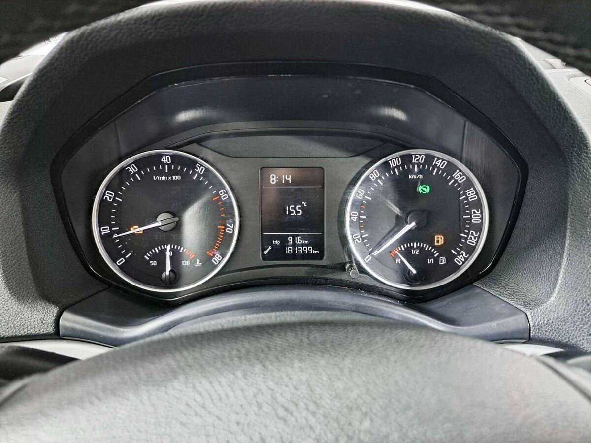 Купить Skoda Octavia с пробегом. Фото: #9