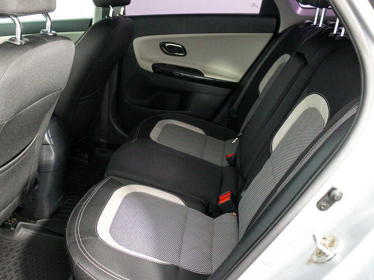 Купить Kia Ceed с пробегом. Фото: #10