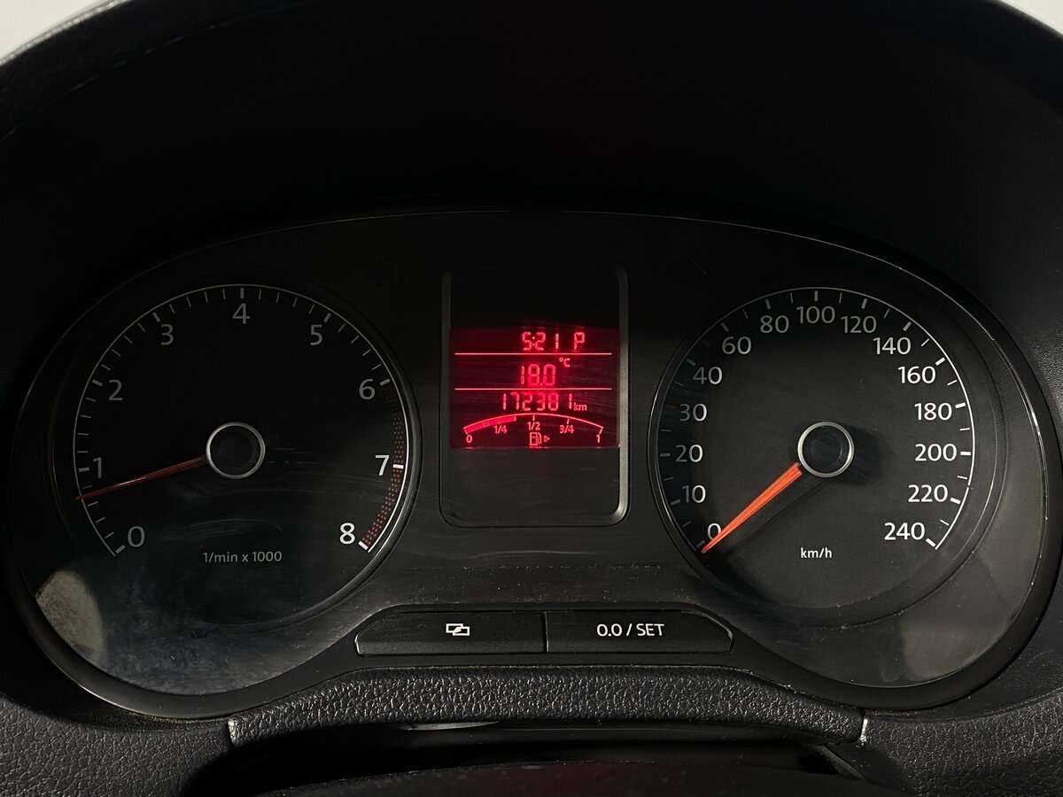 Купить Volkswagen Polo с пробегом. Фото: #14