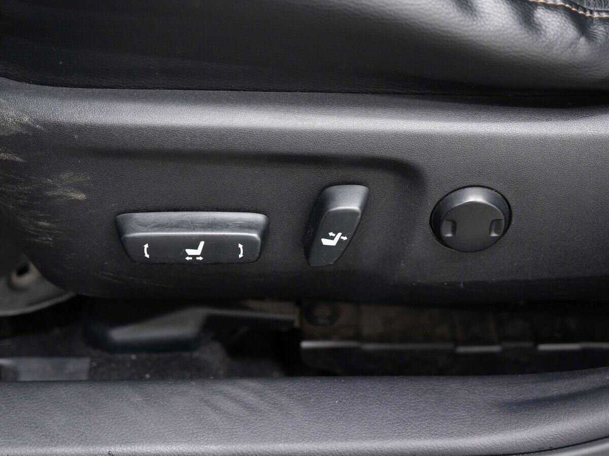 Купить Toyota Camry с пробегом. Фото: #20