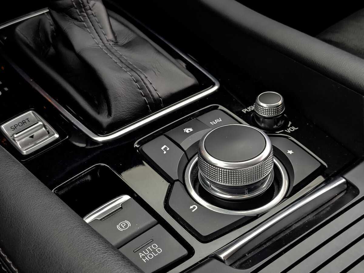 Купить Mazda 6 с пробегом. Фото: #25