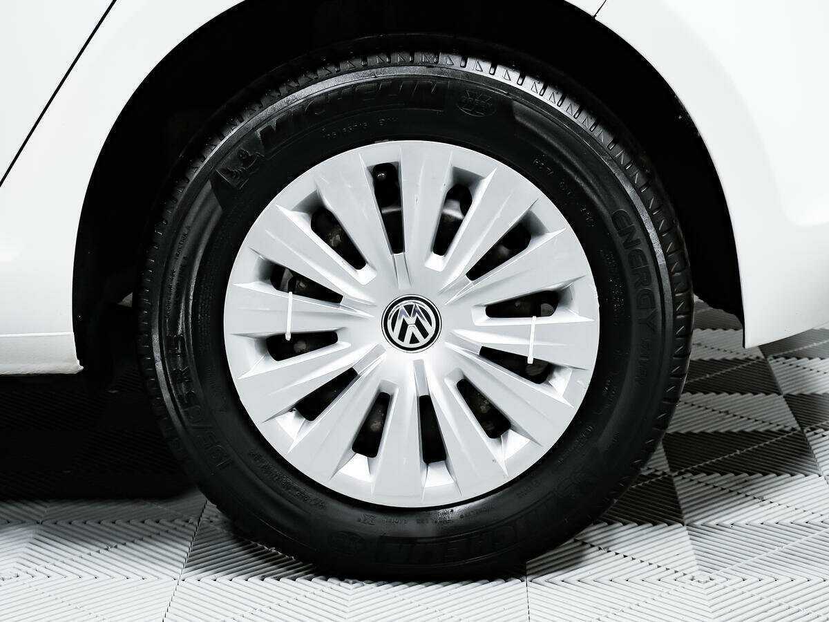 Купить Volkswagen Golf с пробегом. Фото: #13