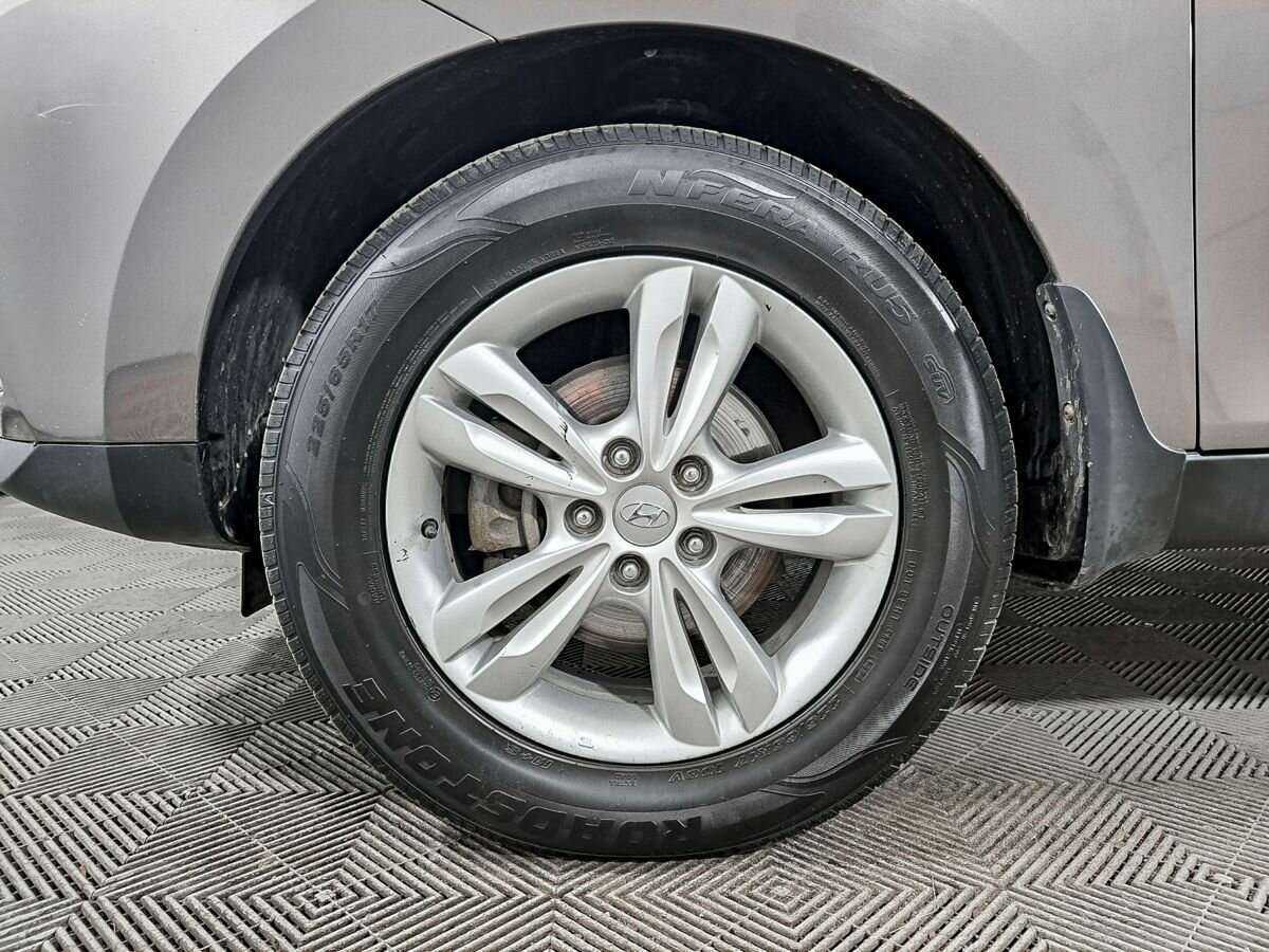 Купить Hyundai ix35 с пробегом. Фото: #13
