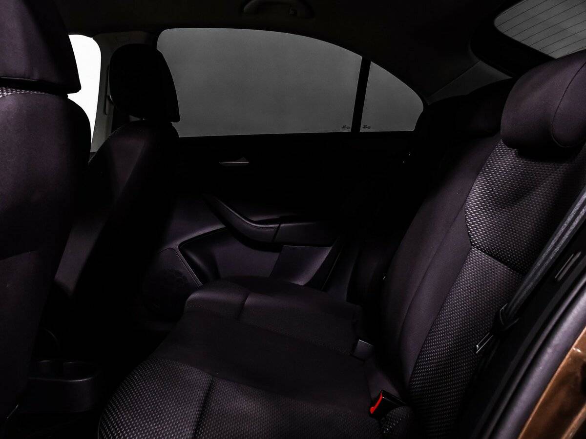 Купить Volkswagen Polo с пробегом. Фото: #11