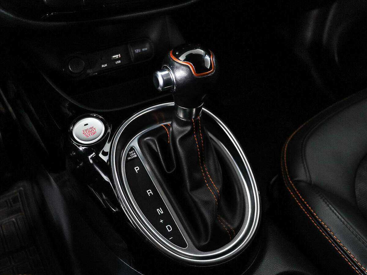 Купить Kia Soul с пробегом. Фото: #9