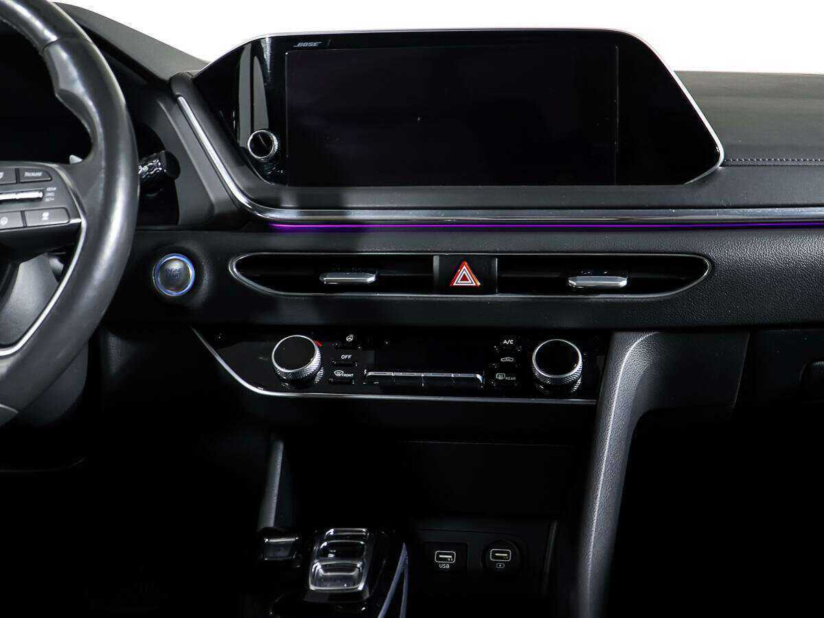 Купить Hyundai Sonata с пробегом. Фото: #11
