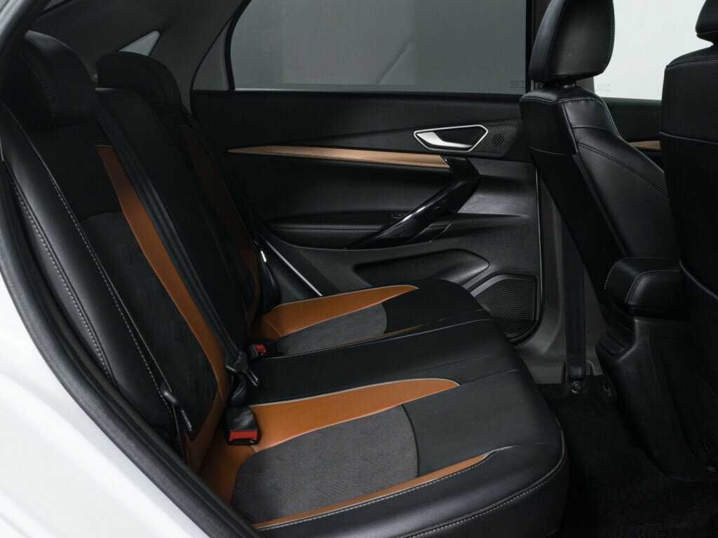 Купить Lada (ВАЗ) Vesta с пробегом. Фото: #9