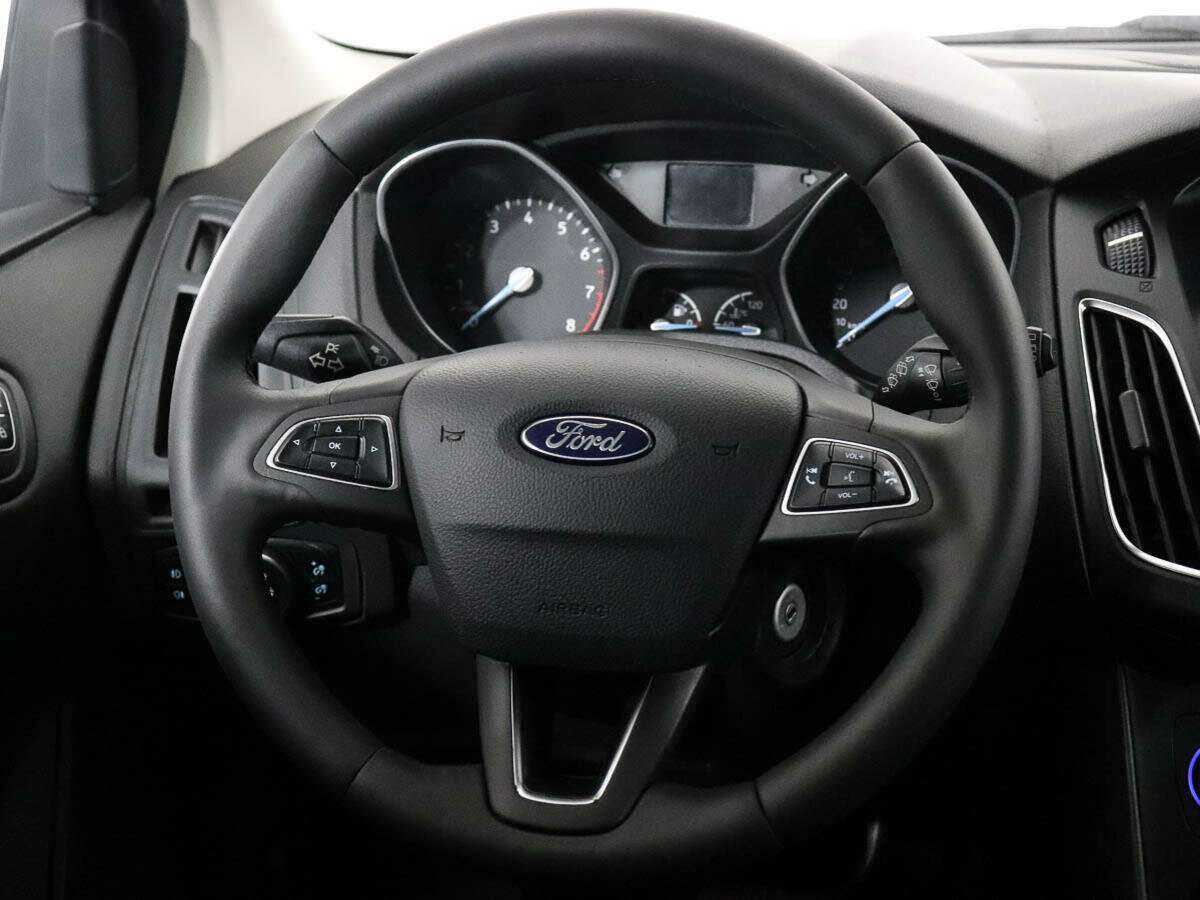 Купить Ford Focus с пробегом. Фото: #12