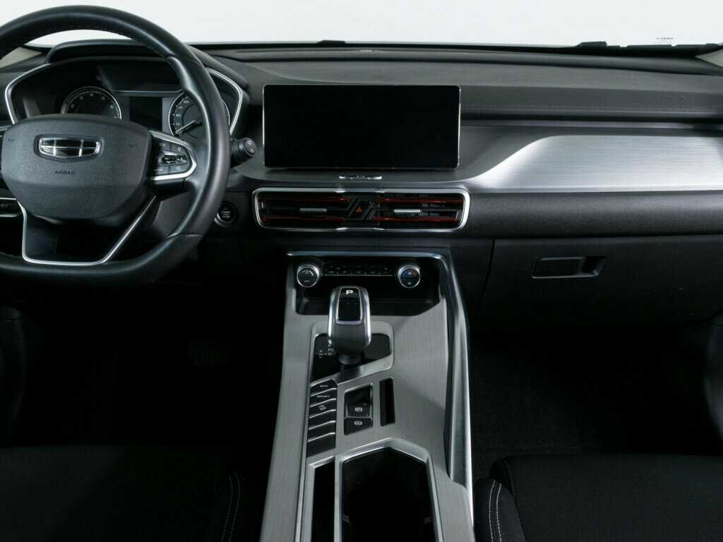 Купить Geely Coolray с пробегом. Фото: #8