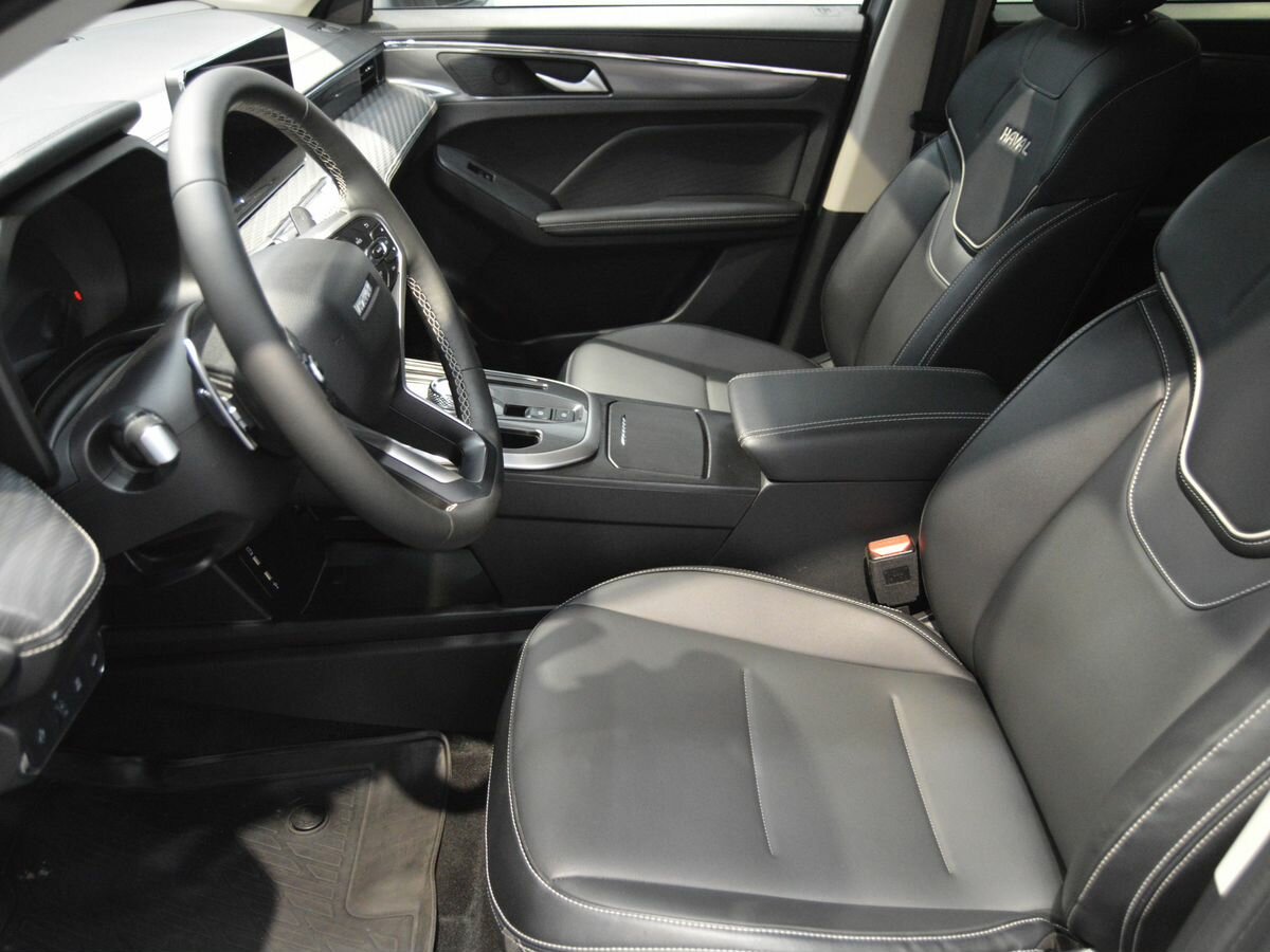 Купить Haval Jolion с пробегом. Фото: #17