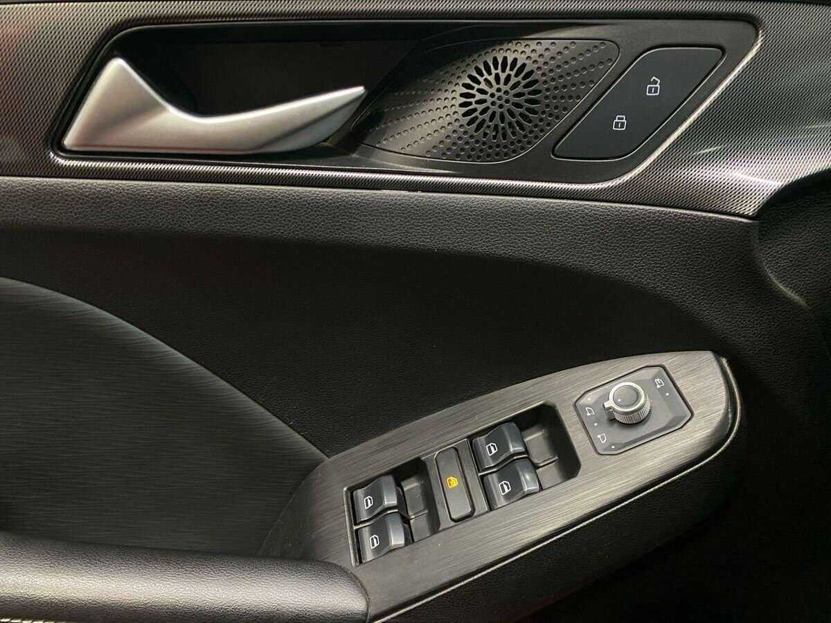 Купить Haval Jolion с пробегом. Фото: #17