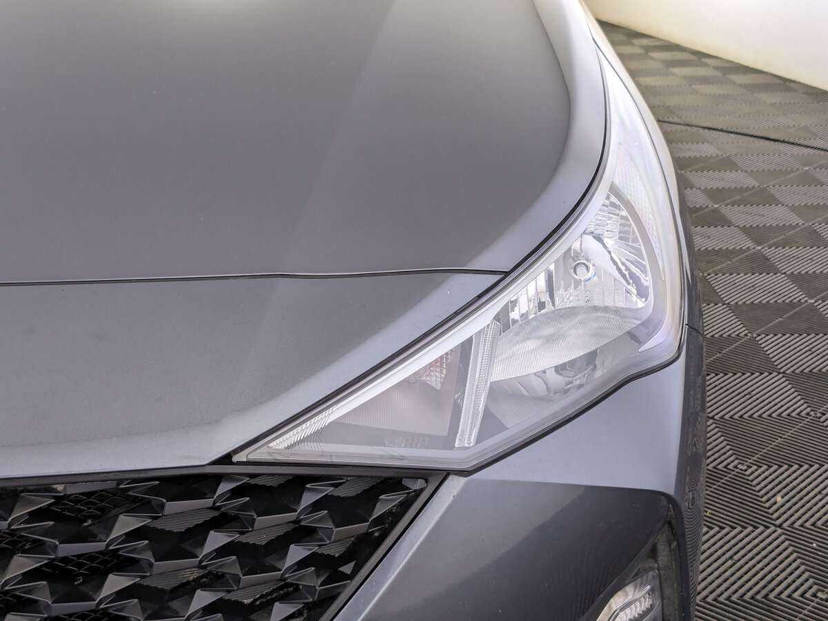 Купить Hyundai Solaris с пробегом. Фото: #10