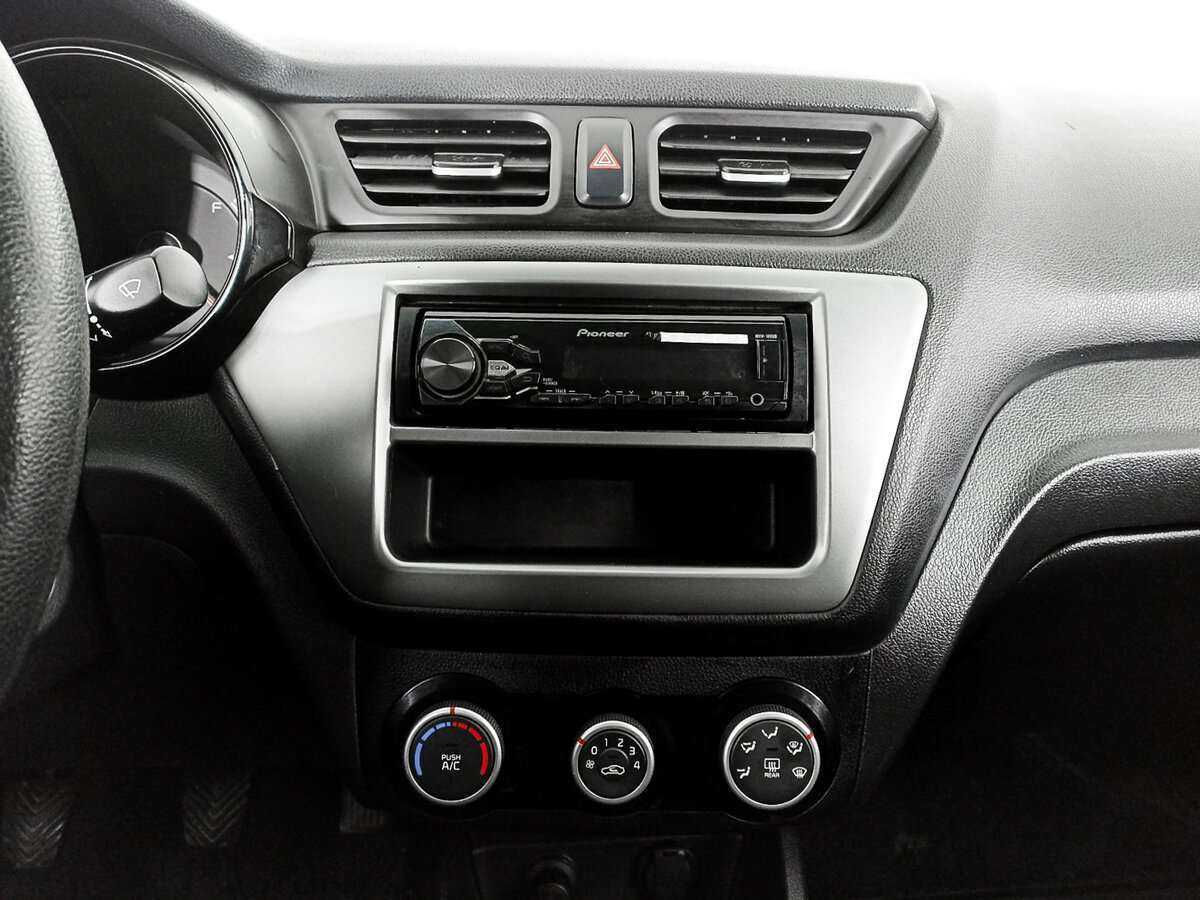 Купить Kia Rio с пробегом. Фото: #10