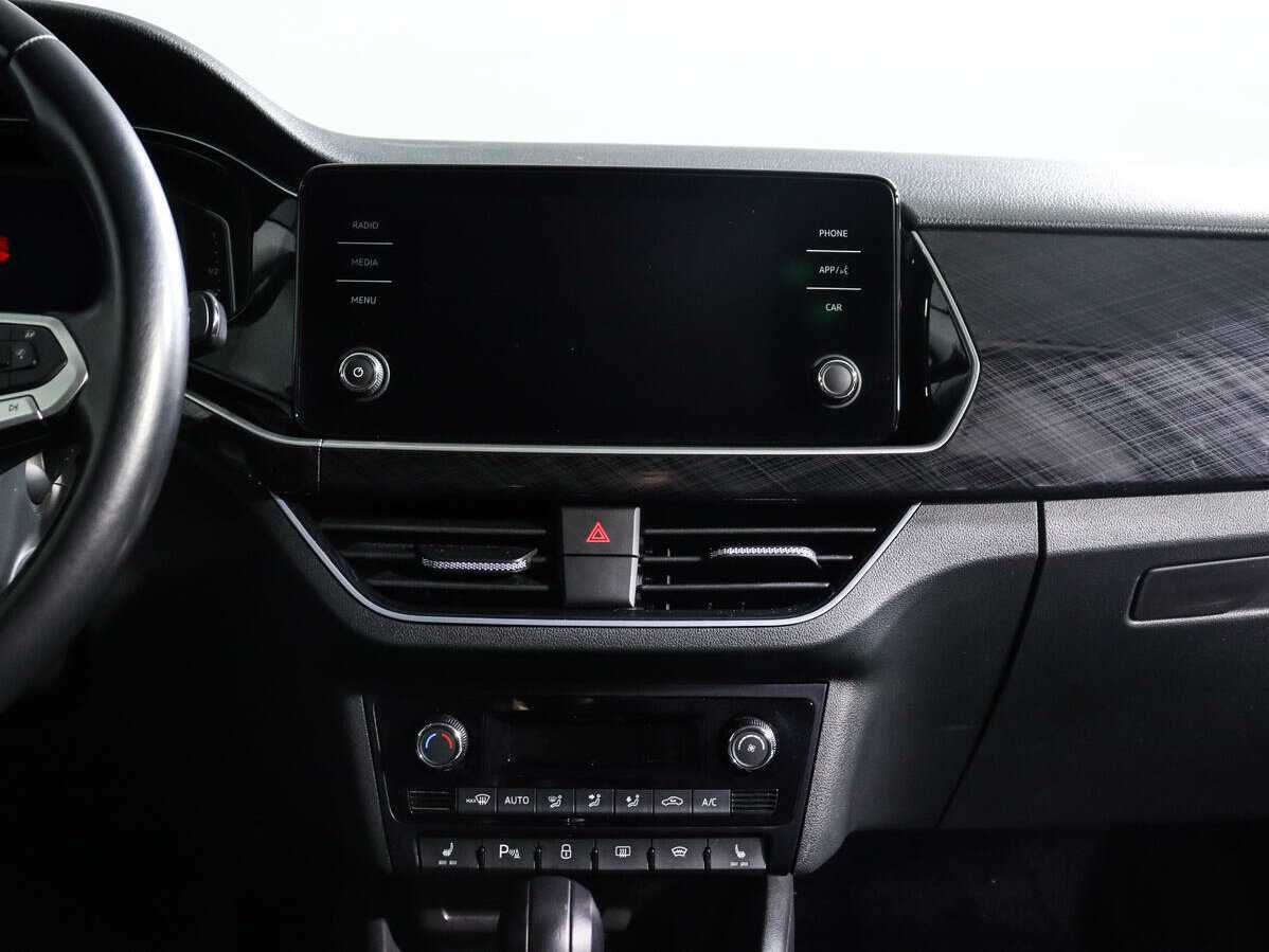 Купить Volkswagen Polo с пробегом. Фото: #12