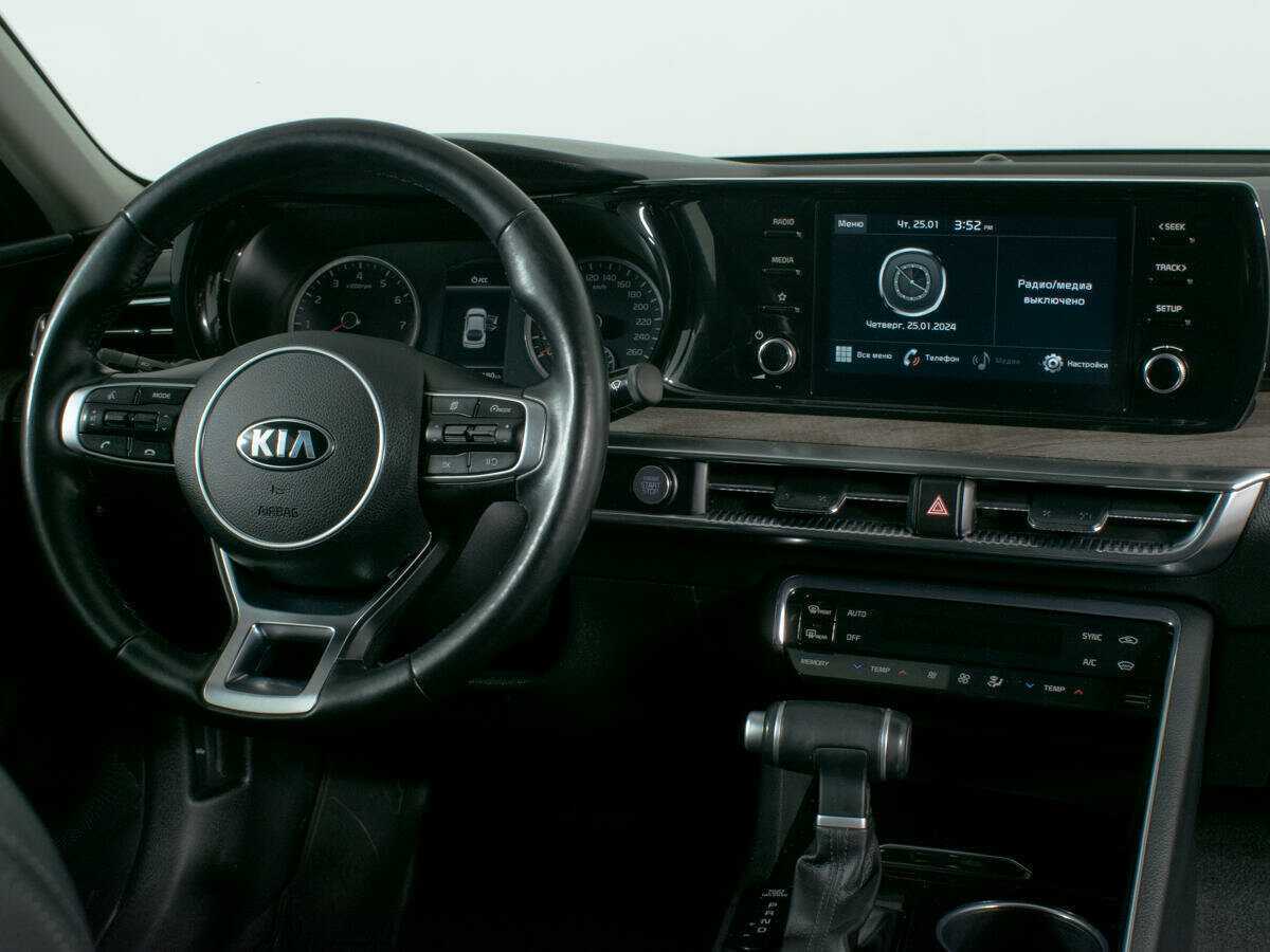 Купить Kia K5 с пробегом. Фото: #11