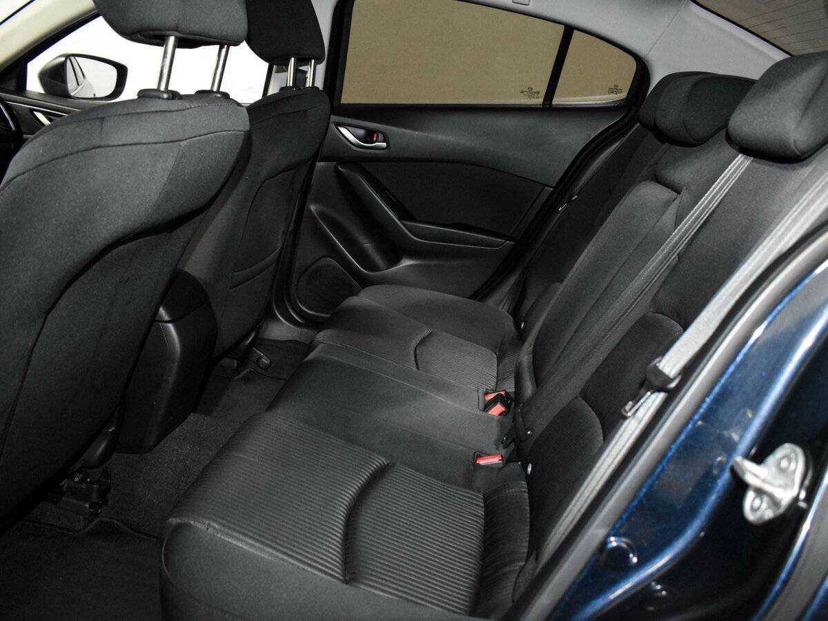 Купить Mazda 3 с пробегом. Фото: #13