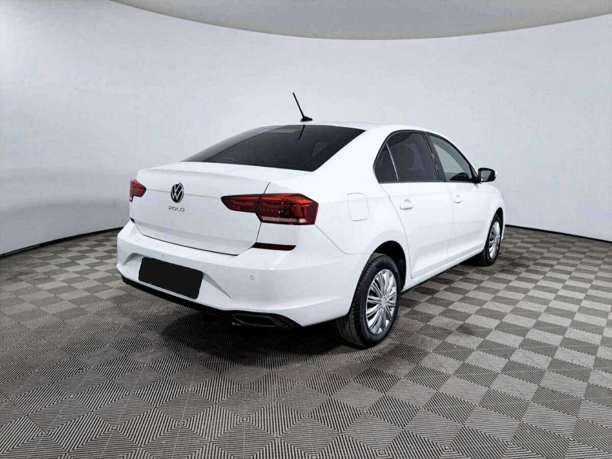 Купить Volkswagen Polo с пробегом. Фото: #4