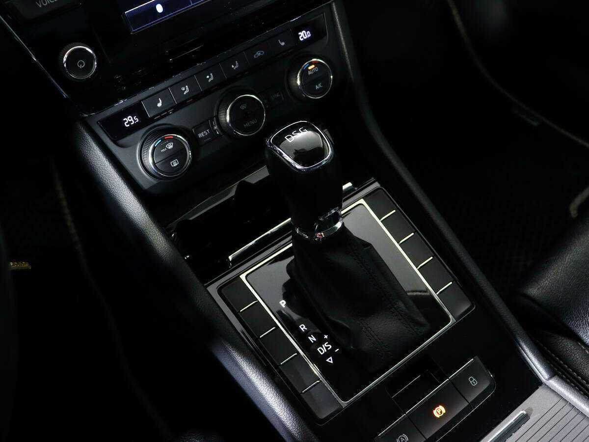 Купить Skoda Superb с пробегом. Фото: #14